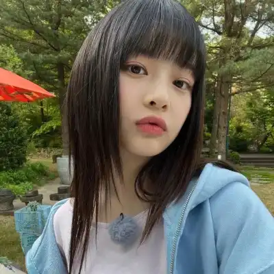 曾雅彤